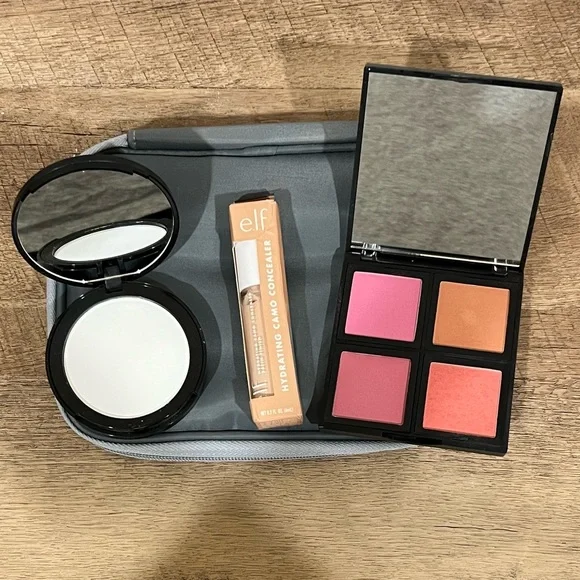 Makeup Brush Set + Case | Makeup Bundle - Picture 3 of 7